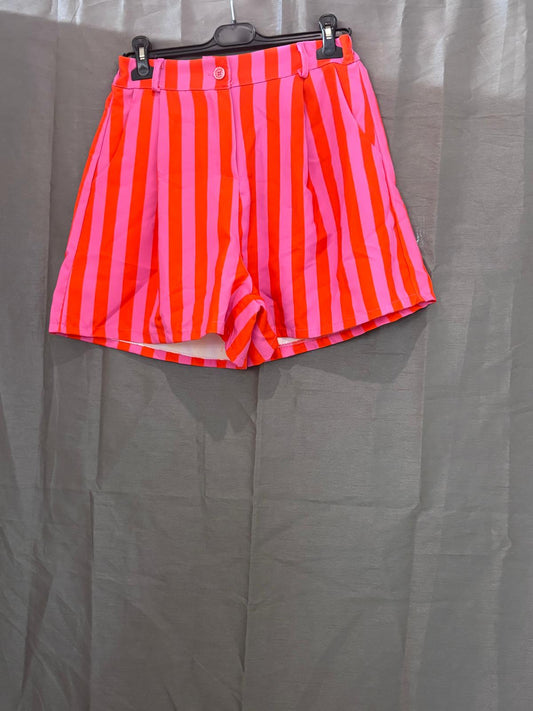 Short taille haute à rayures