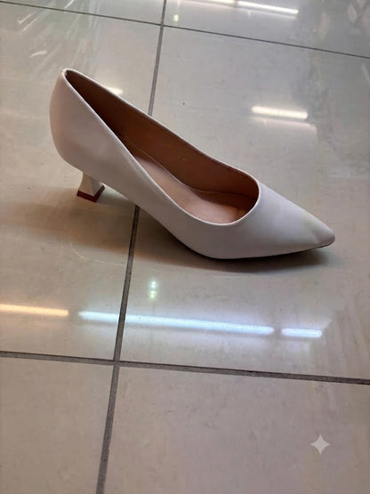 Escarpin talon fin, bout pointu