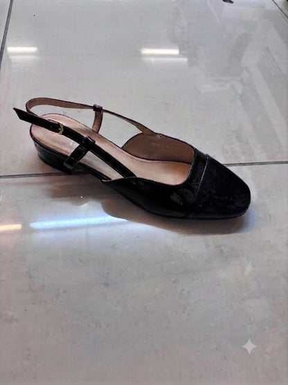Escarpin slingback, bout pointu verni