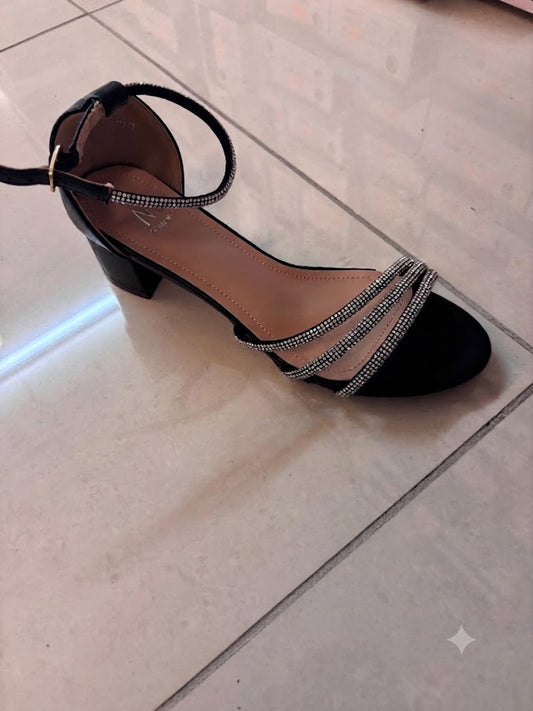Talon noire petit, brides fines strassées
