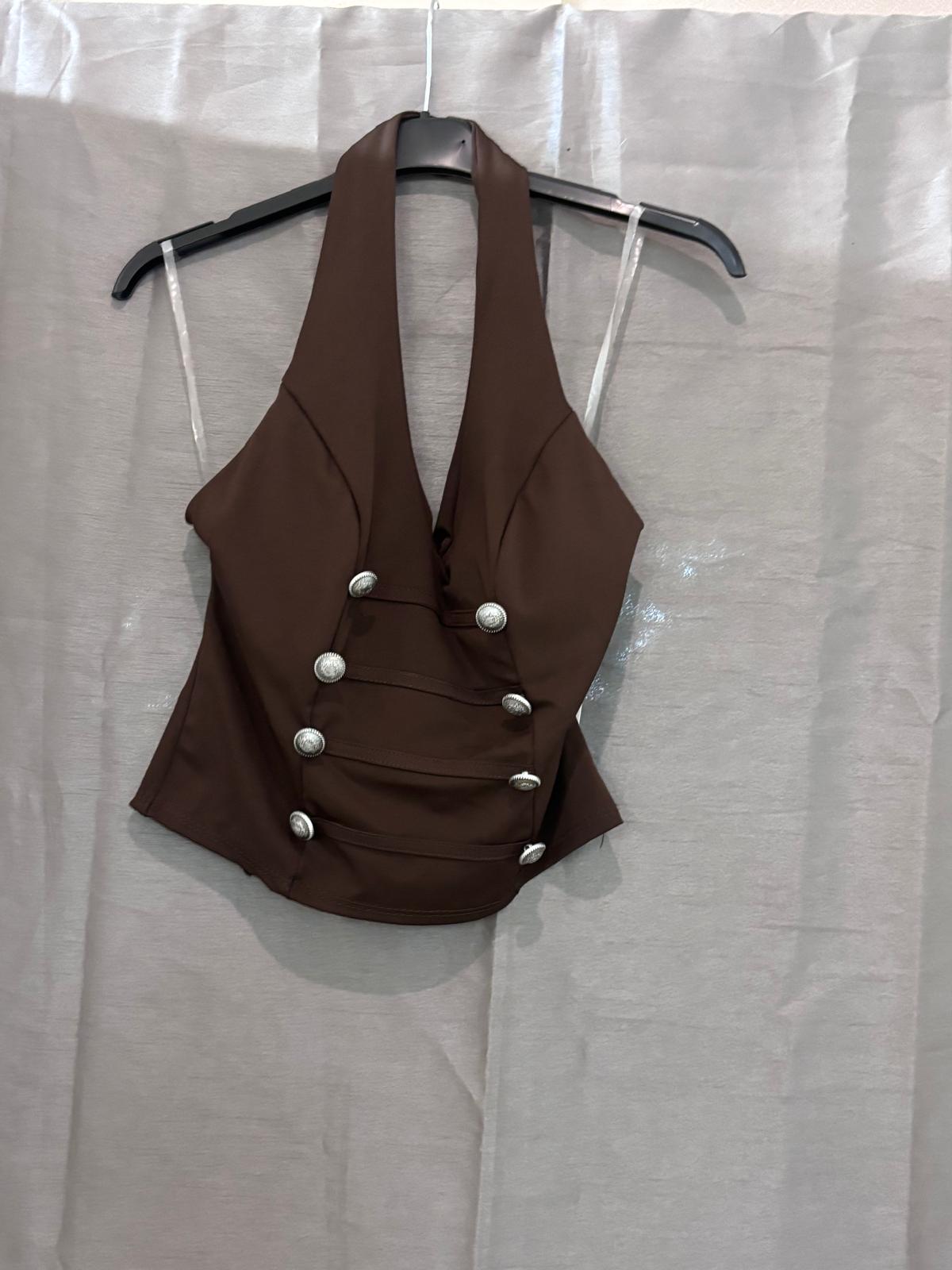 Top décolleté plongeant, boutons argentés