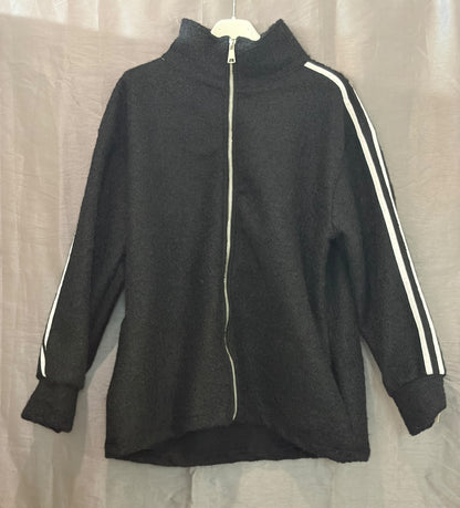 Blouson zippé bouclette à bandes blanches