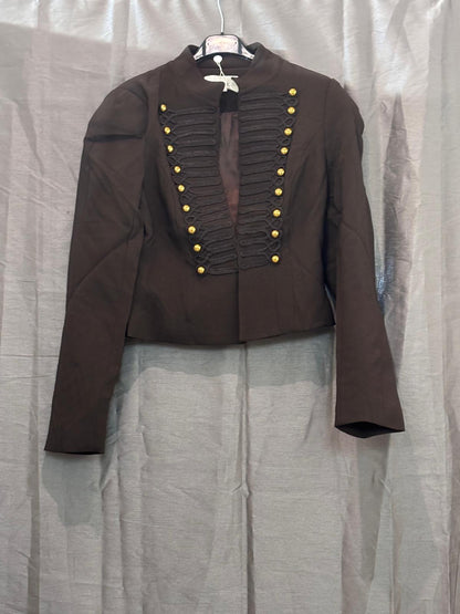 Veste courte style hussard à brandebourgs et boutons dorés