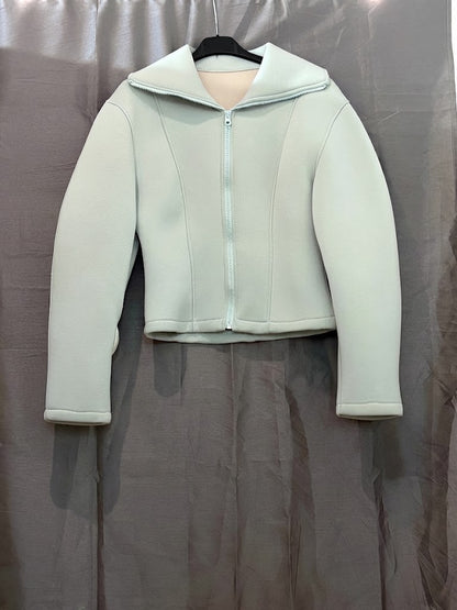 Veste courte épaisse, col zippé