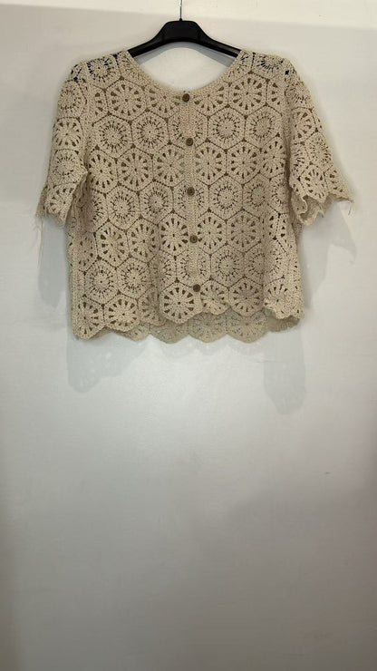 Top crochet à manches courtes