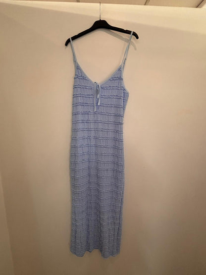 Robe longue côtelée à fines bretelles