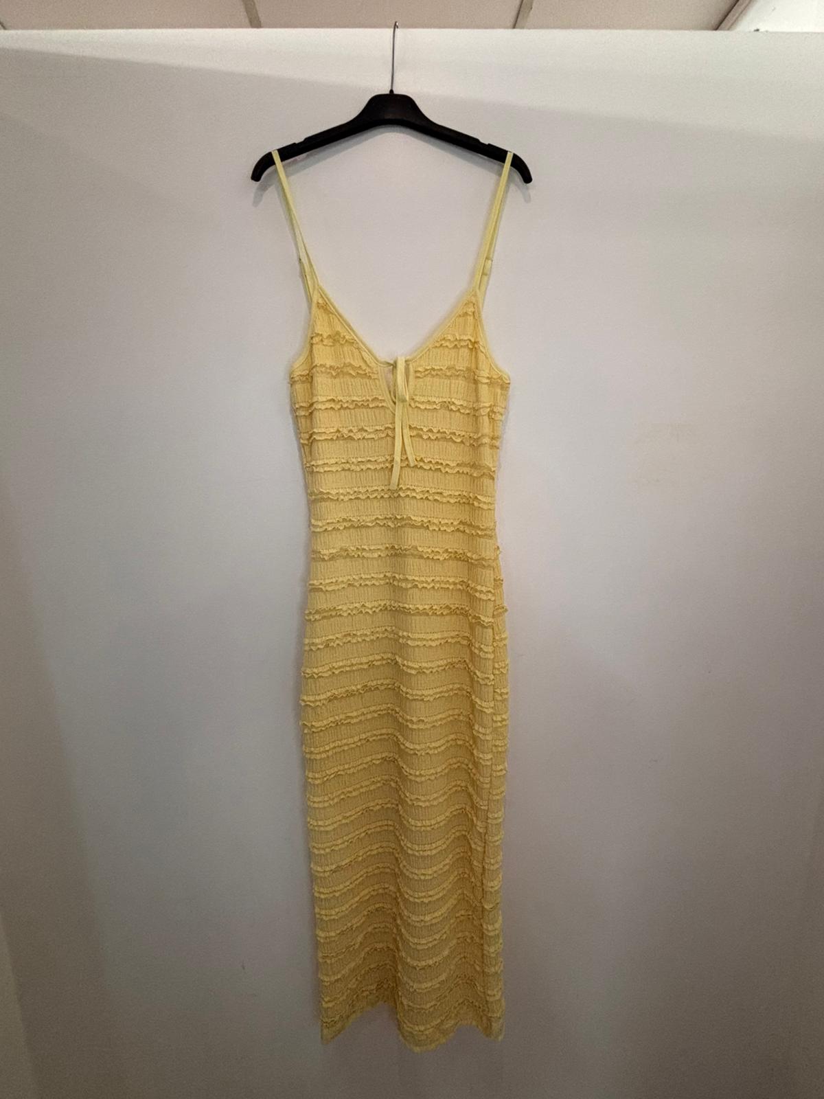 Robe longue côtelée à fines bretelles
