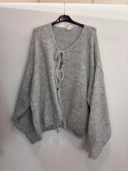 Pull oversize à nœuds sur le devant
