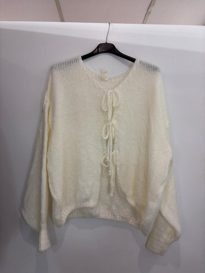 Pull oversize à nœuds sur le devant
