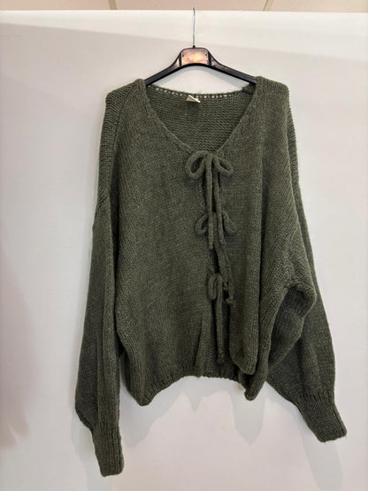 Pull oversize à nœuds sur le devant