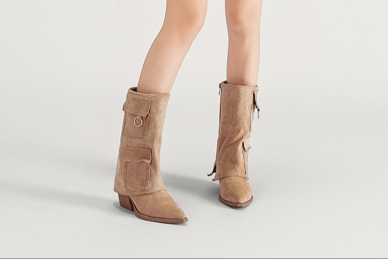 Bottes noires à talon carré et poches latérales