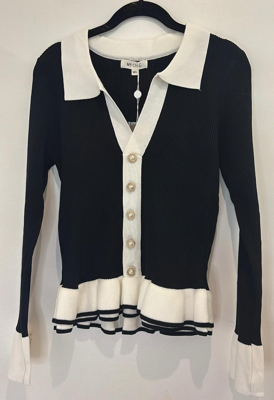 Pull bicolore à boutons bijoux