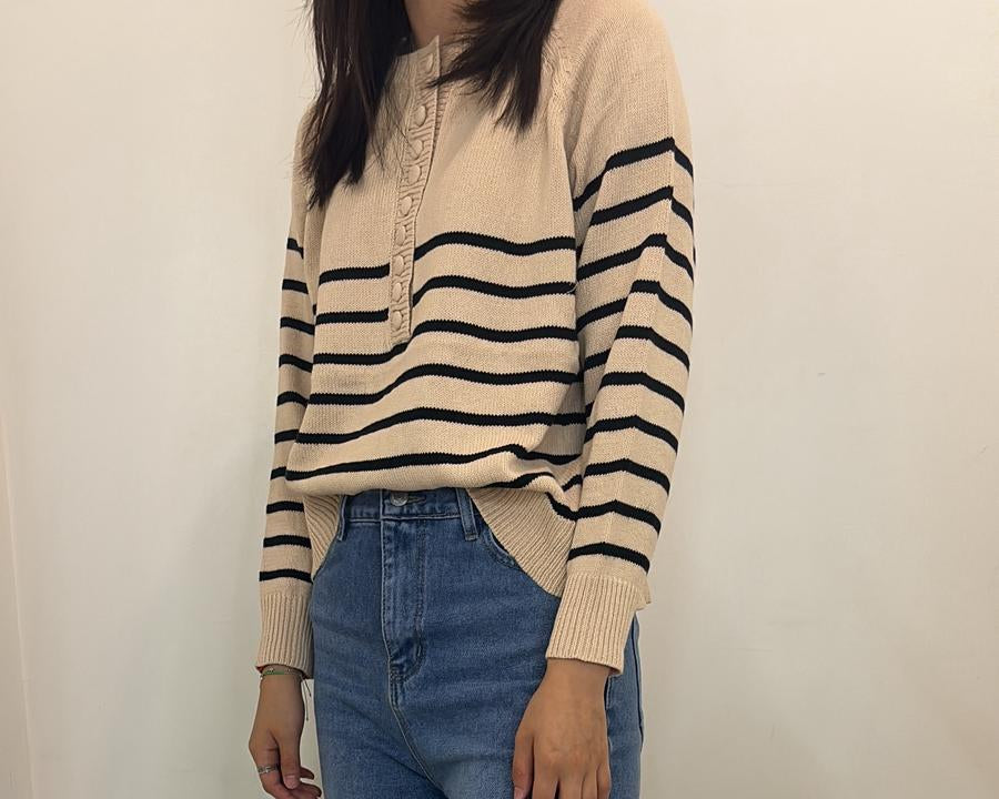 Pull marinière à rayures et de boutonnage