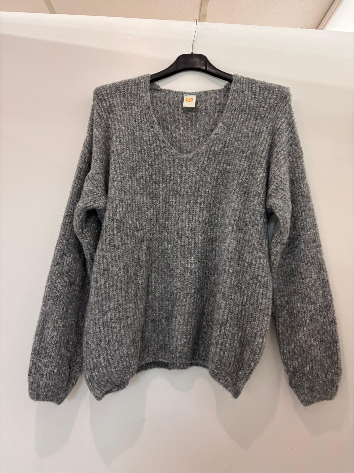 Pull oversize col V en maille douce