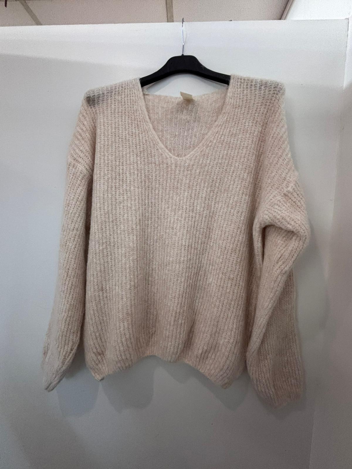 Pull oversize col V en maille douce