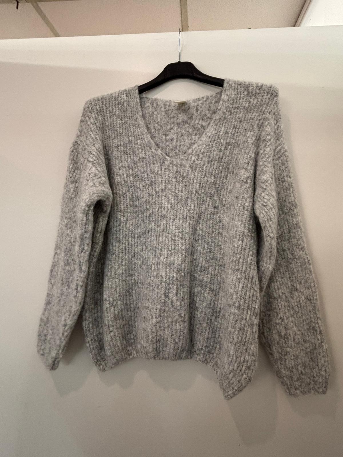 Pull oversize col V en maille douce