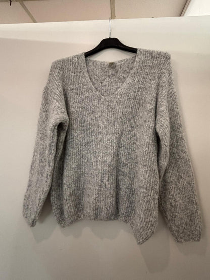 Pull oversize col V en maille douce