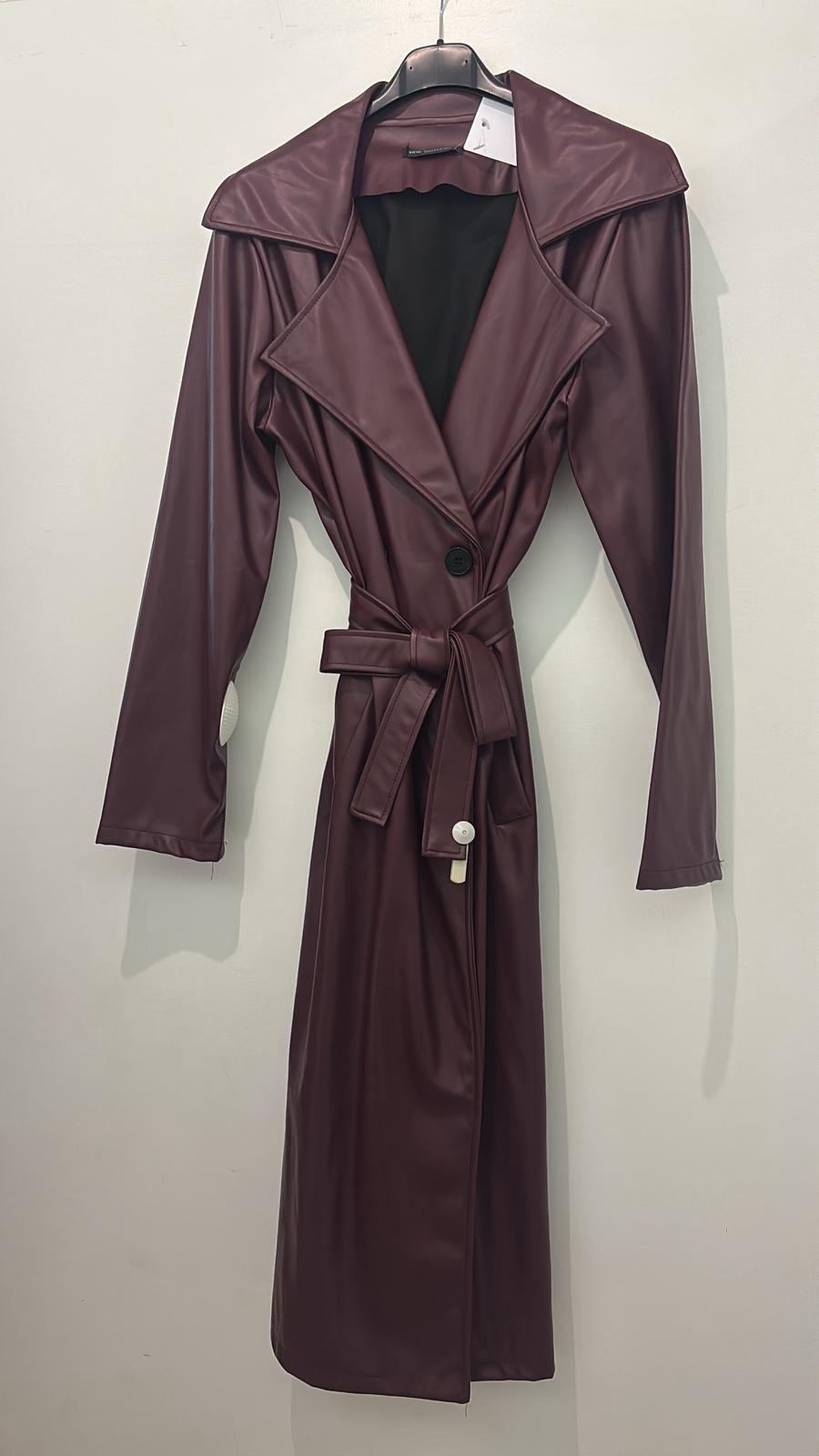 Trench long en simili cuir