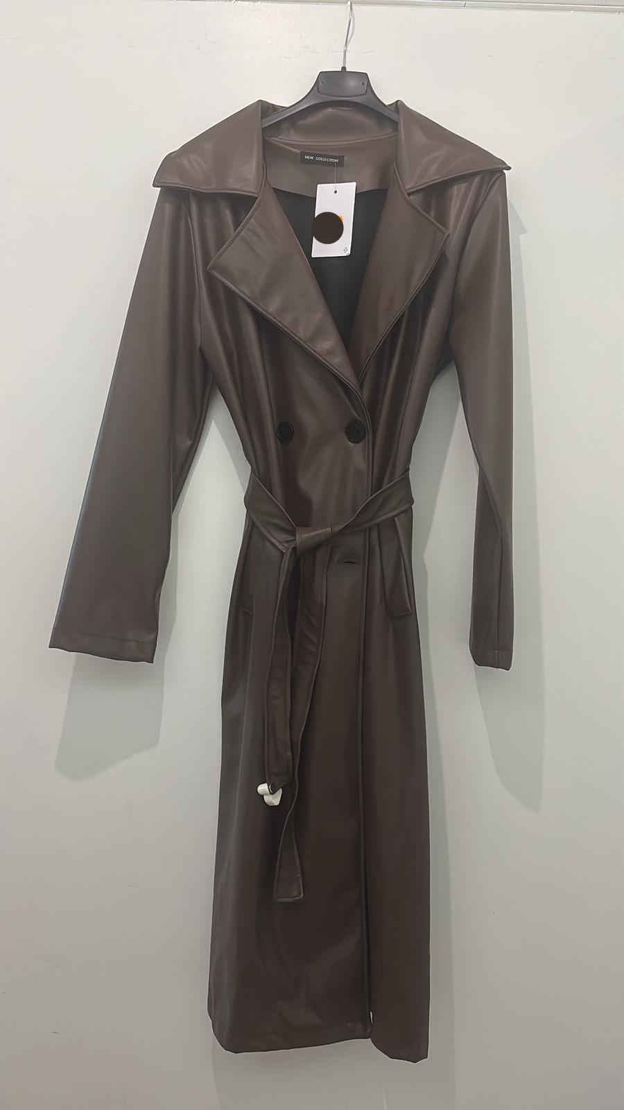 Trench long en simili cuir