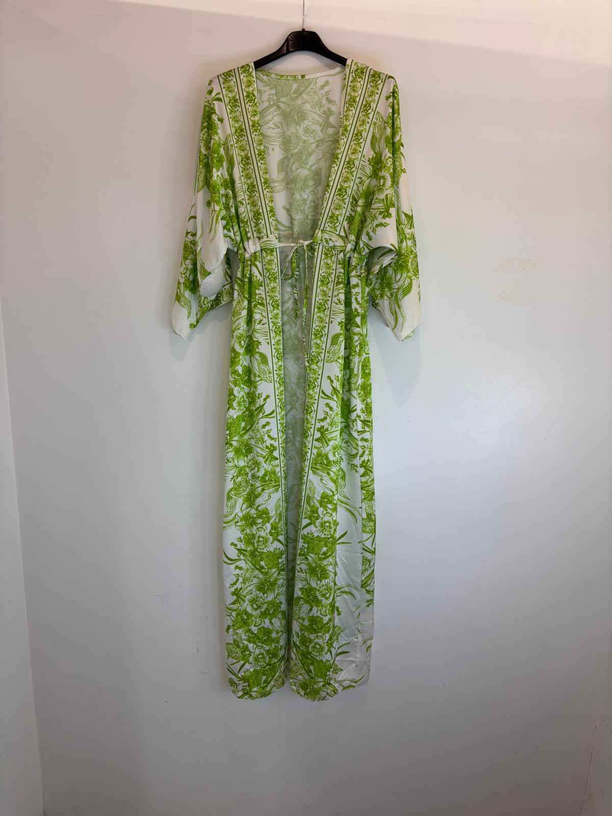 Robe longue à imprimé floral et décolleté cache-cœur