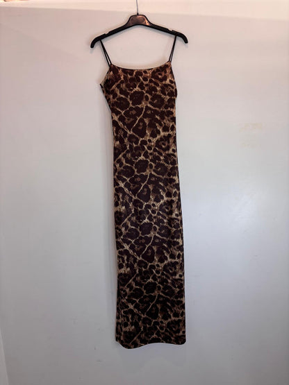 Robe longue moulante à fines bretelles et imprimé