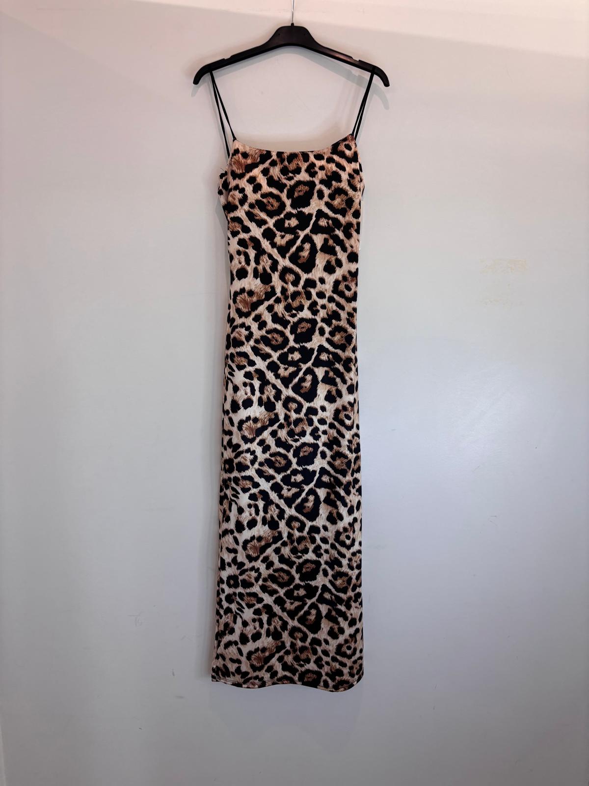 Robe longue moulante à fines bretelles et imprimé