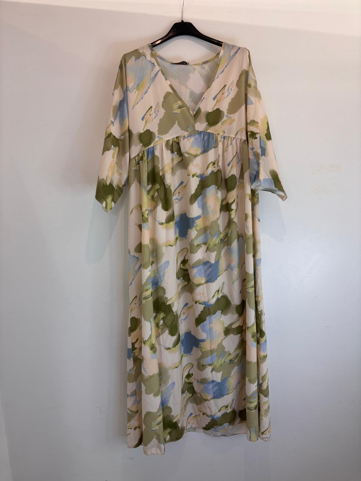 Robe longue fluide à motifs