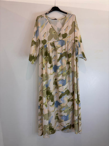 Robe longue fluide à motifs