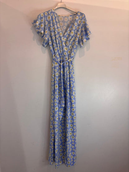 Robe longue à fleurs avec ceinture nouée