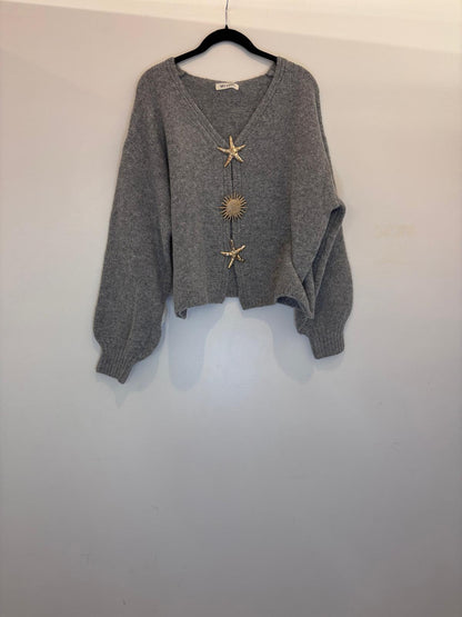 Cardigan à boutons étoile et soleil dorés