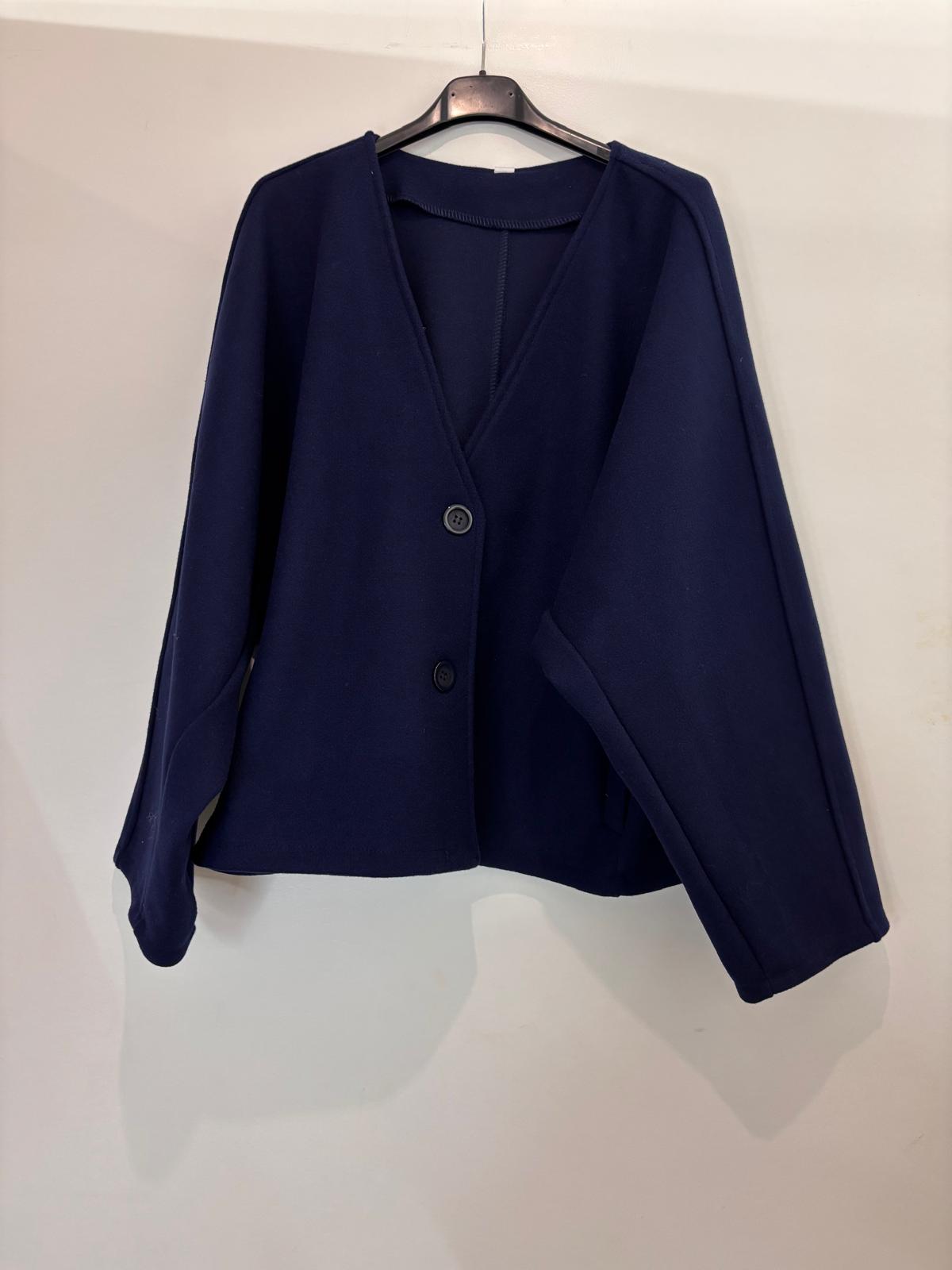 Veste courte à manches chauve-souris