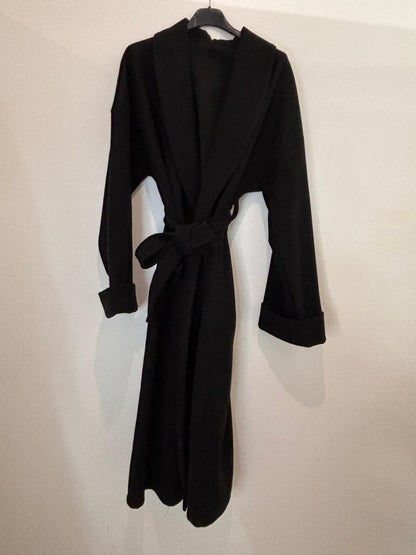 Manteau long ceinturé à poches plaquées