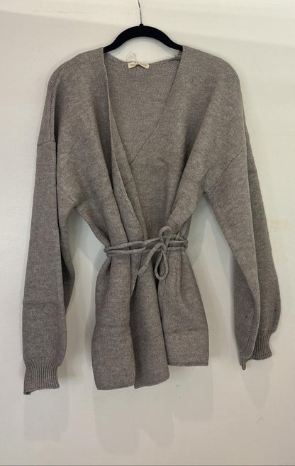 Pull cache-cœur à ceinture