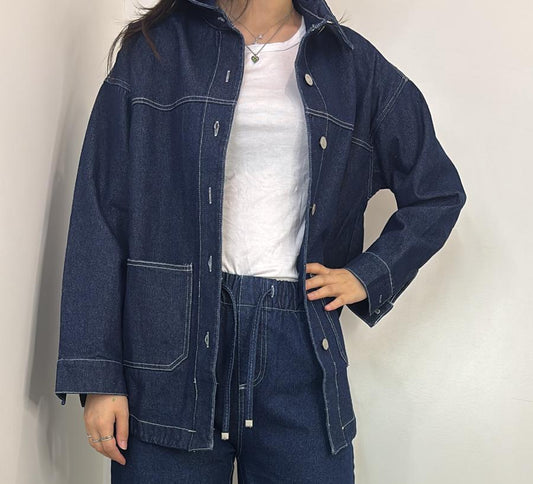 Veste en denim brut oversize à surpiqûres contrastées