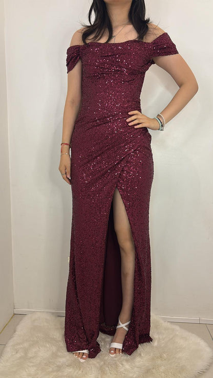Robe longue à sequins fendue épaules tombantes