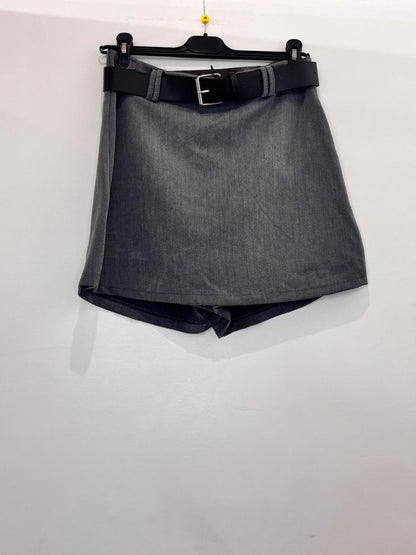 Jupe-short avec ceinture