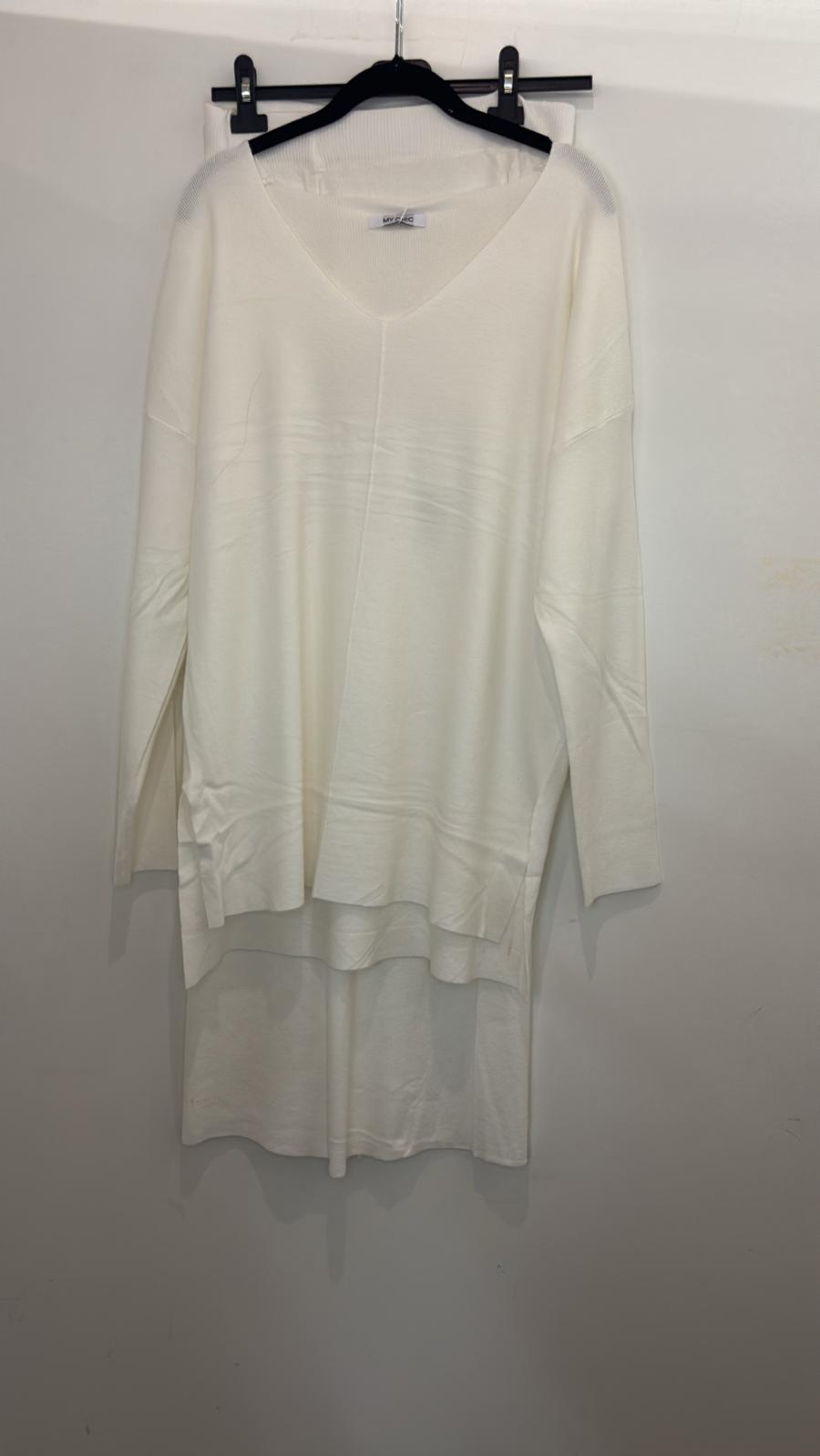 Ensemble – pull oversize à col V et pantalon fluide