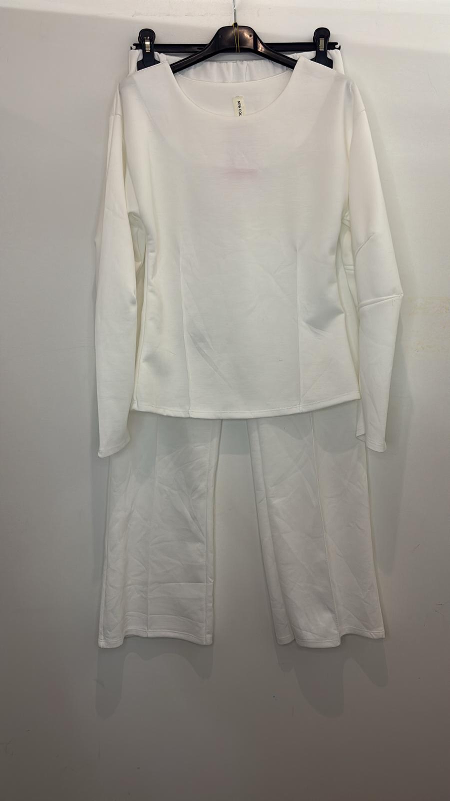 Ensemble uni – haut à manches longues et pantalon droit