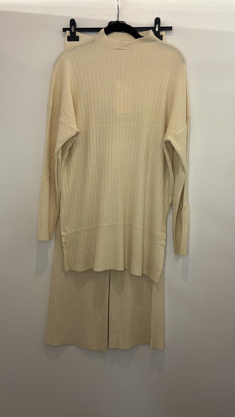 Ensemble côtelé col montant