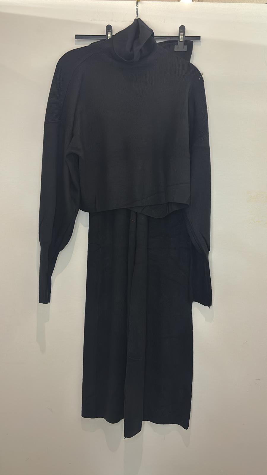 Ensemble côtelé avec col montant et ouverture pour le pouce