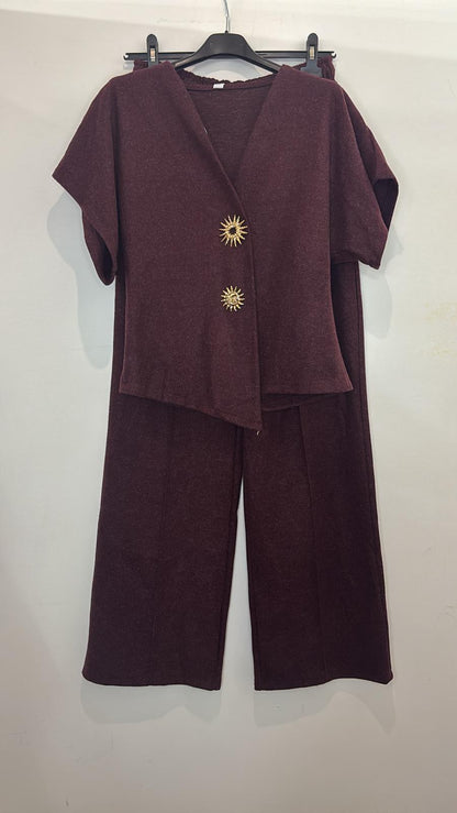 Ensemble à boutons dorés effet soleil