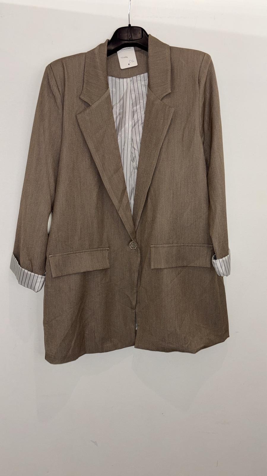 Veste blazer oversize à coupe droite et poches à rabat