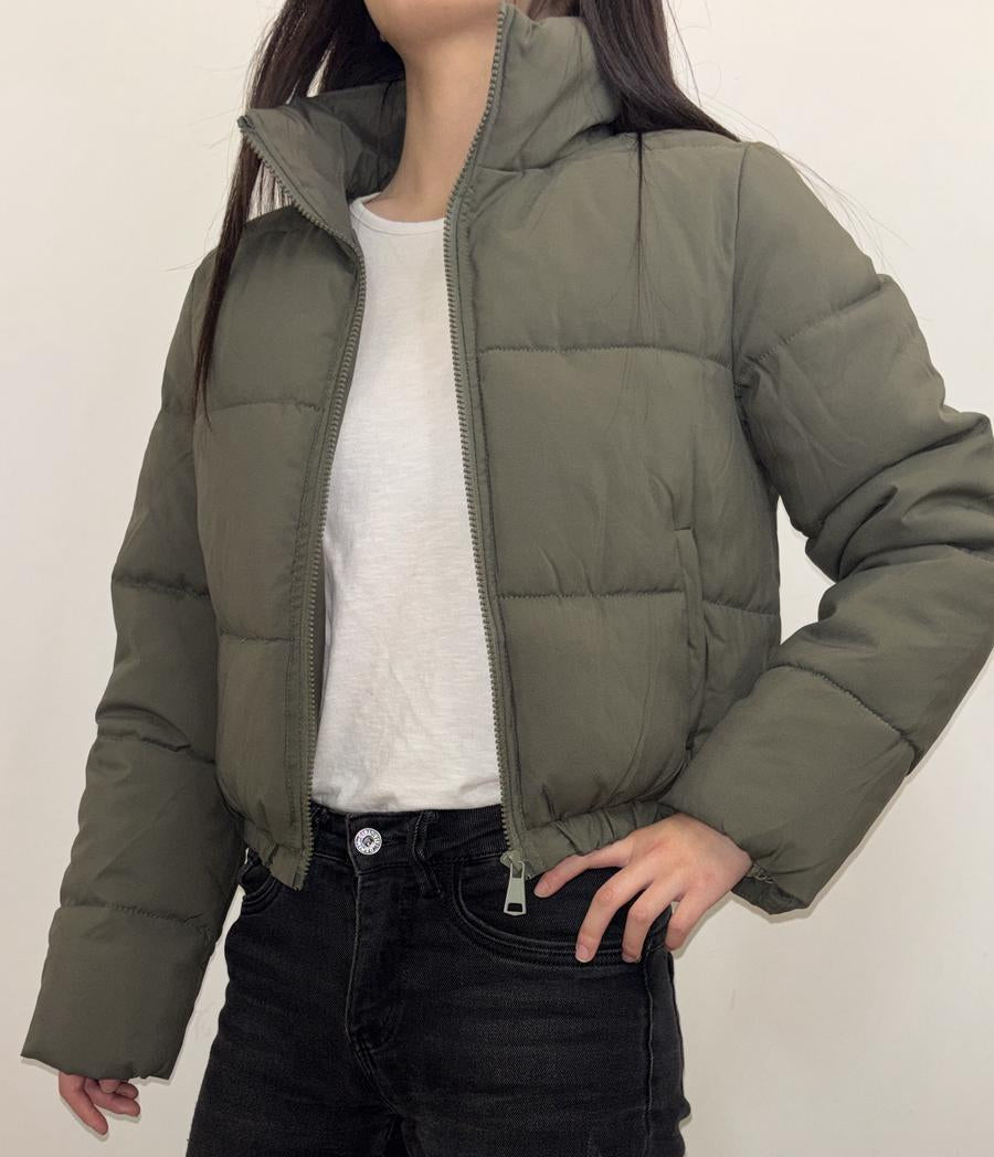Doudoune courte à col montant