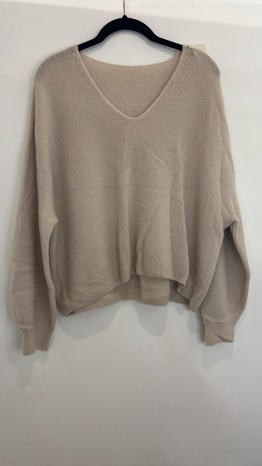 Pull col V classique et doux