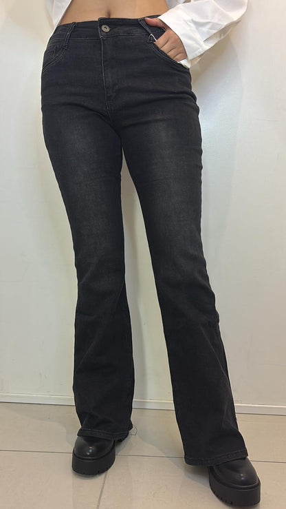 Jean noir taille haute coupe fit & flare