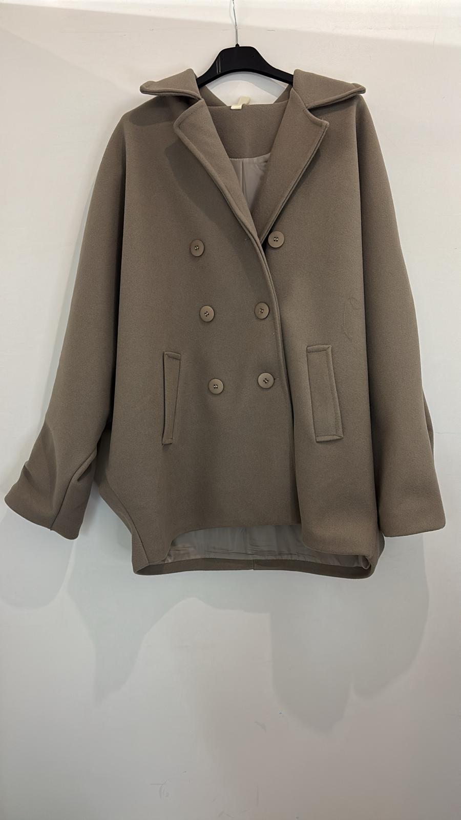 Manteau ample à double boutonnage