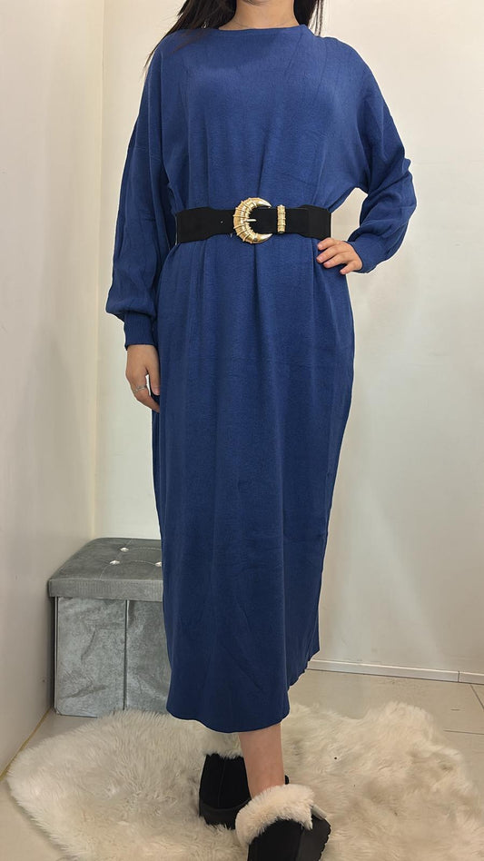 Robe pull en maille légère coupe droite