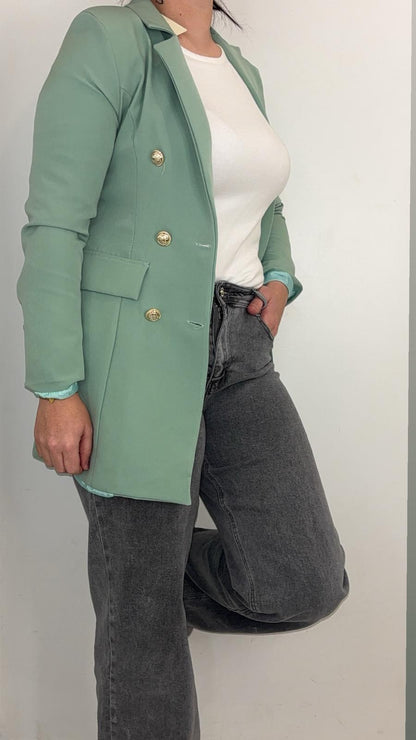 Veste blazer croisée à boutons dorés