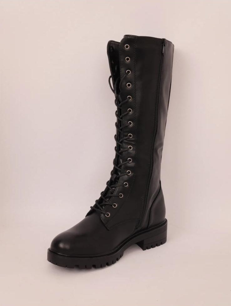 Bottes lacées style militaire
