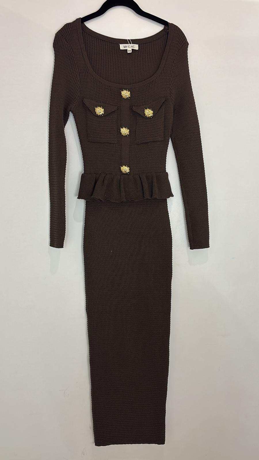 Robe texturée boutons dorés